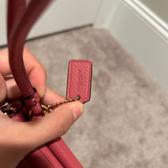 COACH F87590 STRAWBERRY PINK DOUBLE ZIPPER CORNER ZIP - Picture 10 of 11